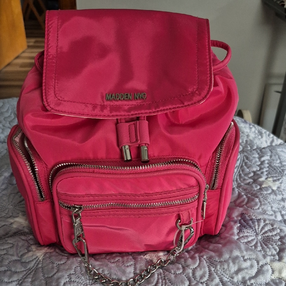 Vibrant Pink Medium-Sized Backpack with Durable Fabric